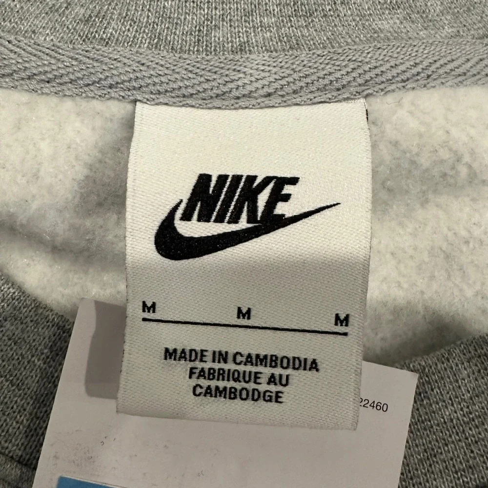 NWT Nike Club Fleece Sweatshirt Mens Medium Grey Athletics 1972 Graphic FZ0812
